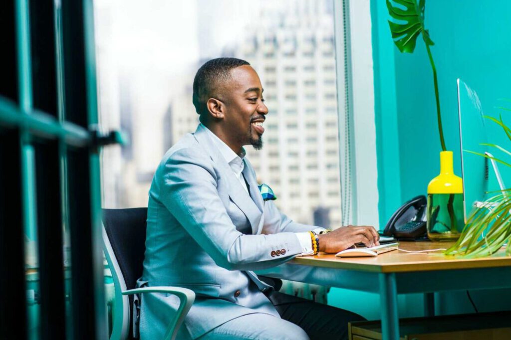 How Small Businesses Can Successfully Implement Real-Time Training Technology—Fast